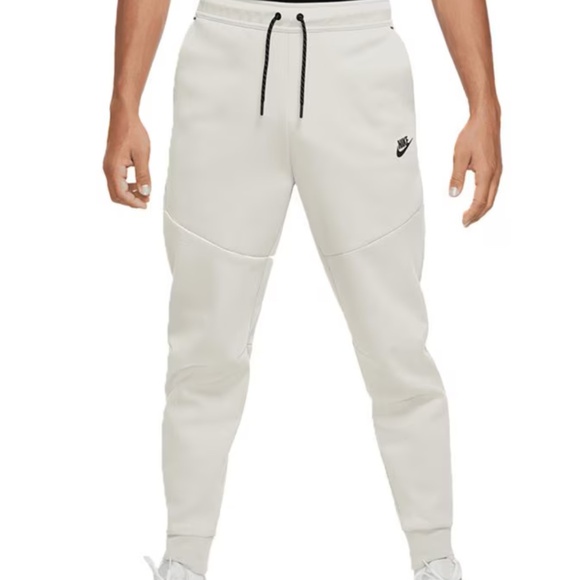Nike Sportswear Tech Fleece Pant - Picture 3 of 7